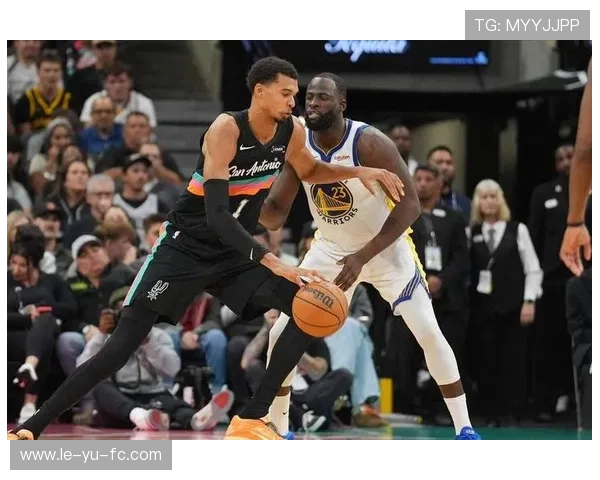 格林伤情最新进展:缺阵疑云渐散,勇士核心回归在望 格林伤情最新进展:缺阵疑云渐散,勇士核心回归在望